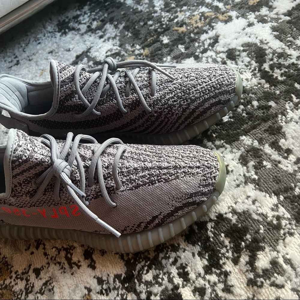 Yeezy 350 V2 Beluga - Picture 9 of 12